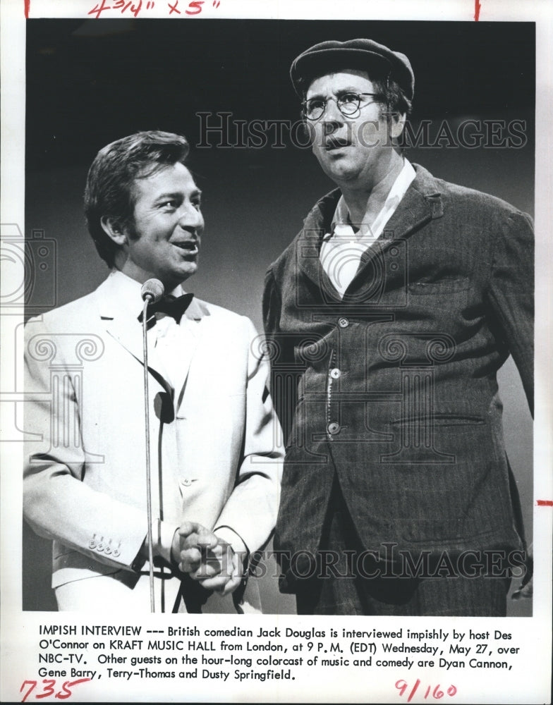 1970 Comedian Des O'Connor interview Comedian Jack Douglas. - Historic Images