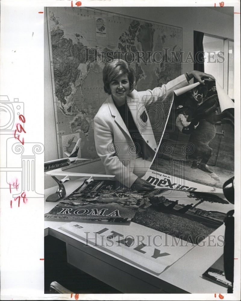 1966 Travel Agent Paulette O'Connell  - Historic Images