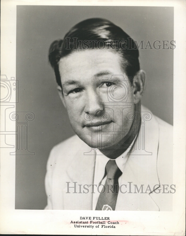 Press Photo Assistant Football Coach Of The University Of Florida Dave Fuller - Historic Images