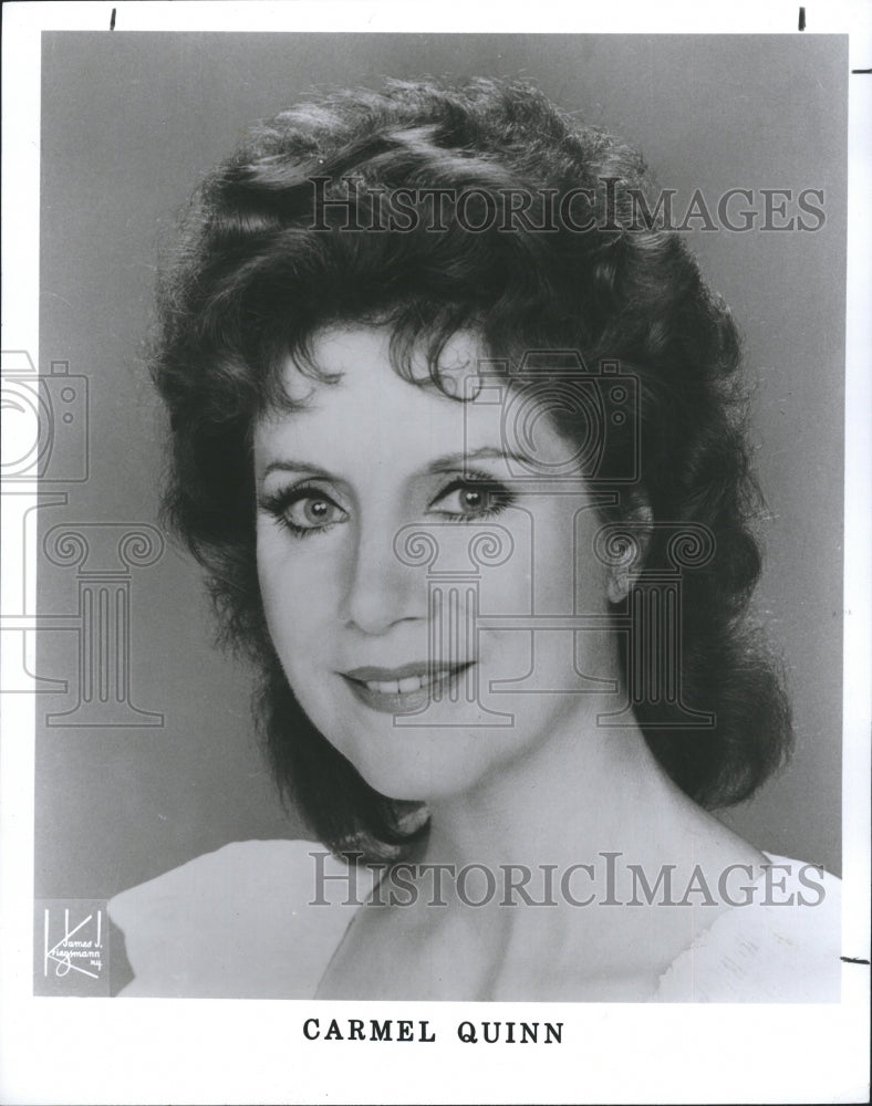 1990 Singer Carmel Quinn  - Historic Images