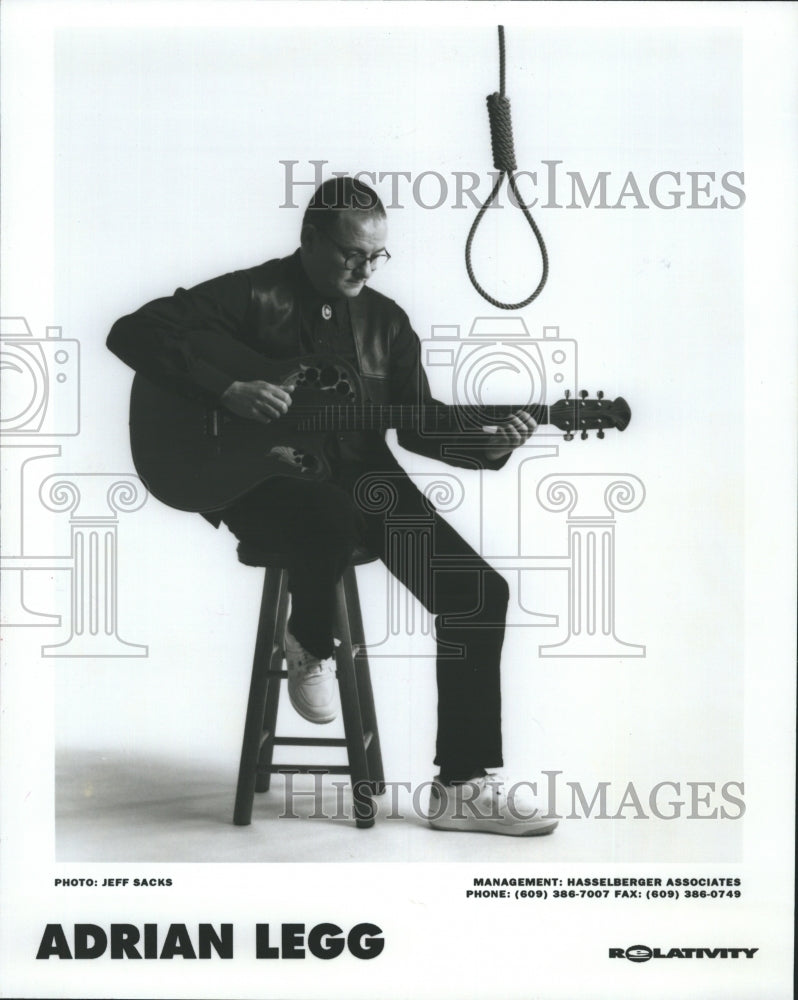 Press Photo English Guitar player Adrian Legg - Historic Images