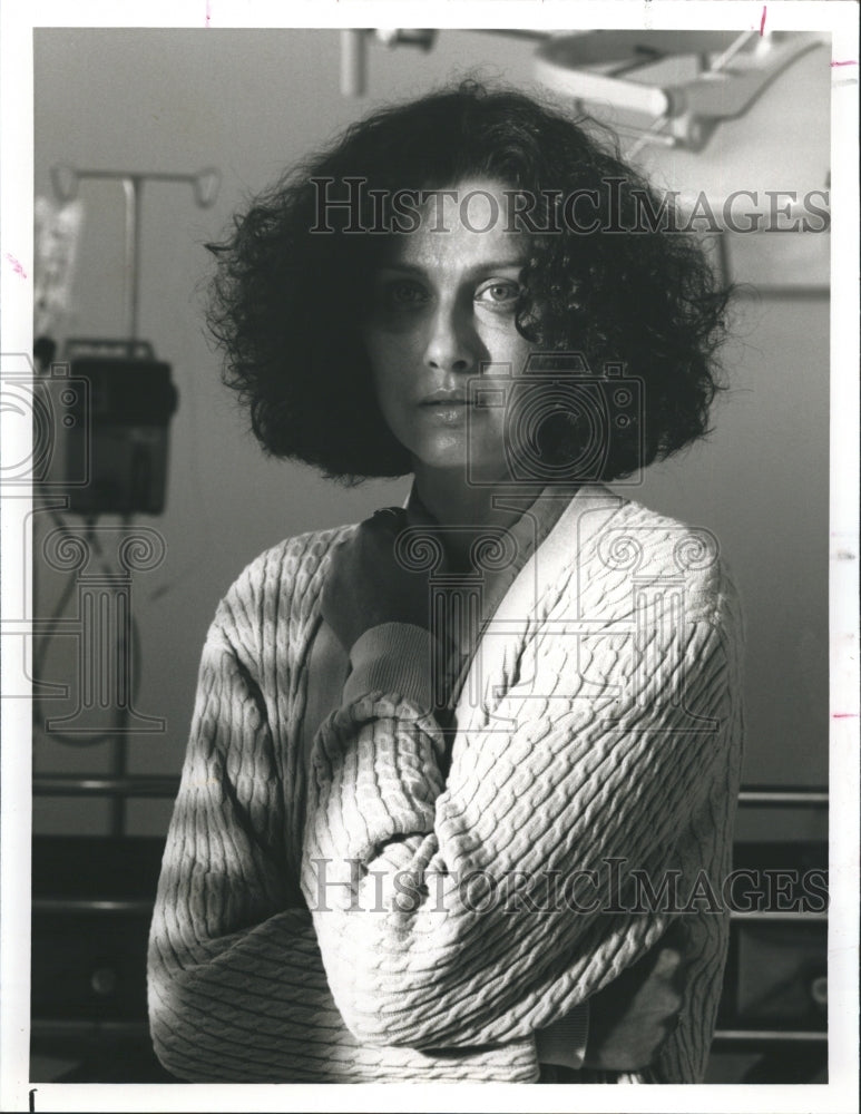 1990 Press Photo Actress Veronica Hamel NBC Movie She Said No - Historic Images