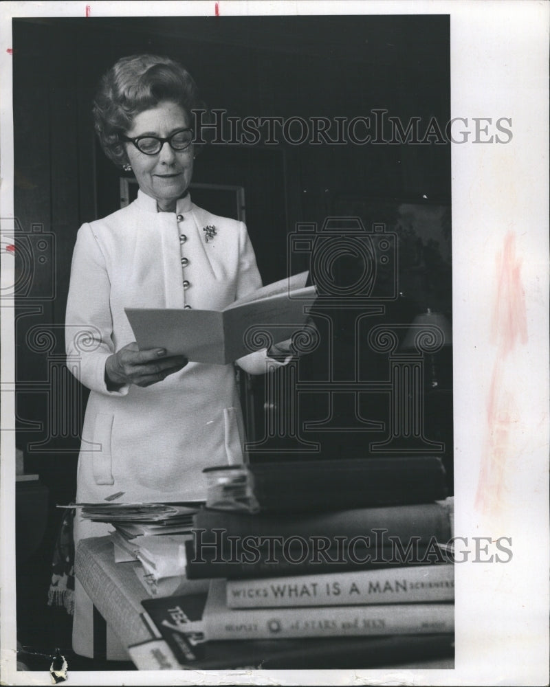 1970 Mrs. Wallace Hamilton Reviews Husband's Work - Historic Images