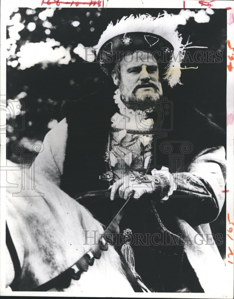 1973 Keith Michell as Henry VIII in the "Six Wives of Henry VIII" - Historic Images