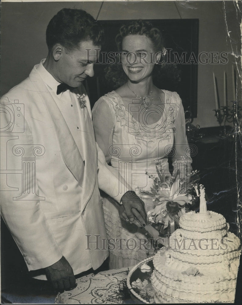 1947 Mr and Mrs Robert Bradner Mertz - Historic Images