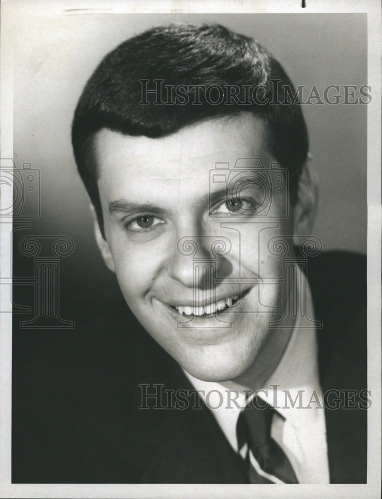 Press Photo Jerry Fogel in "The Mothers-in-Law" - Historic Images