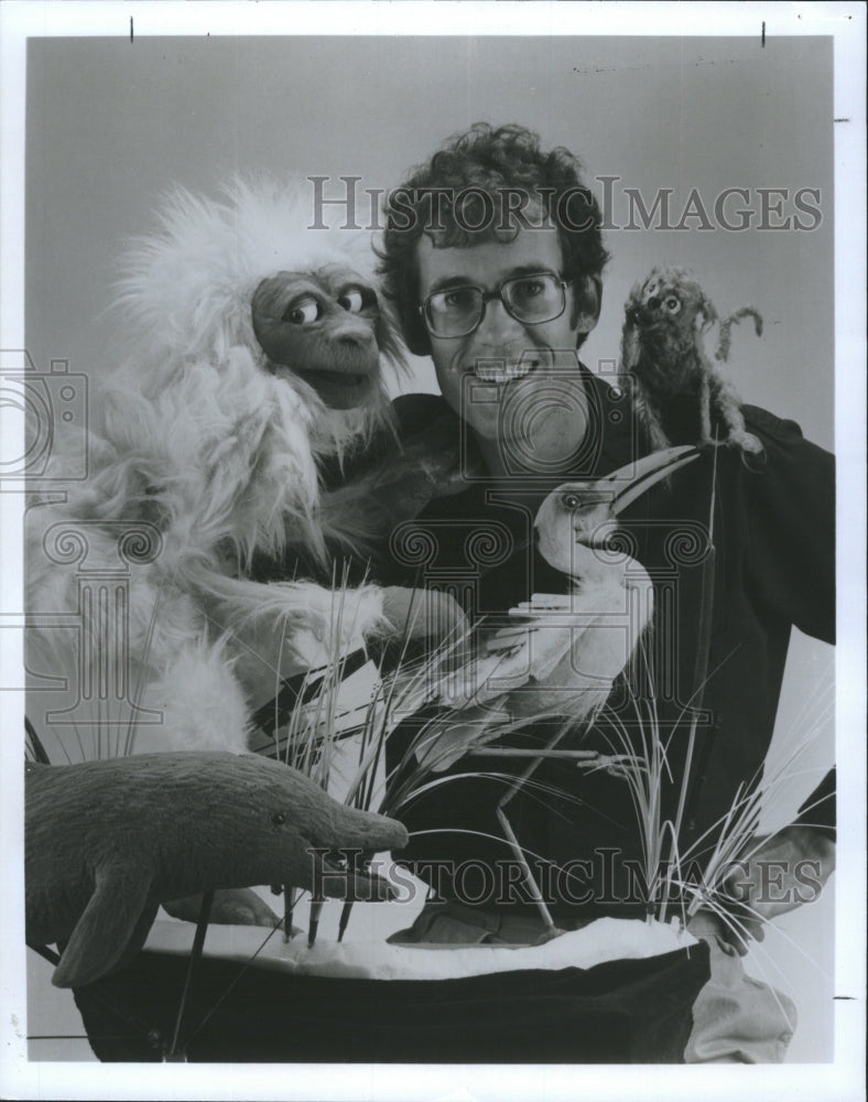 1989 Puppeteer Hobey Ford.  - Historic Images