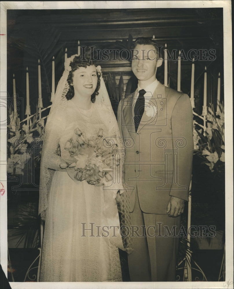 1950 Ardith Morrow Weds John Swift Jr. Wedding Announcement - Historic Images