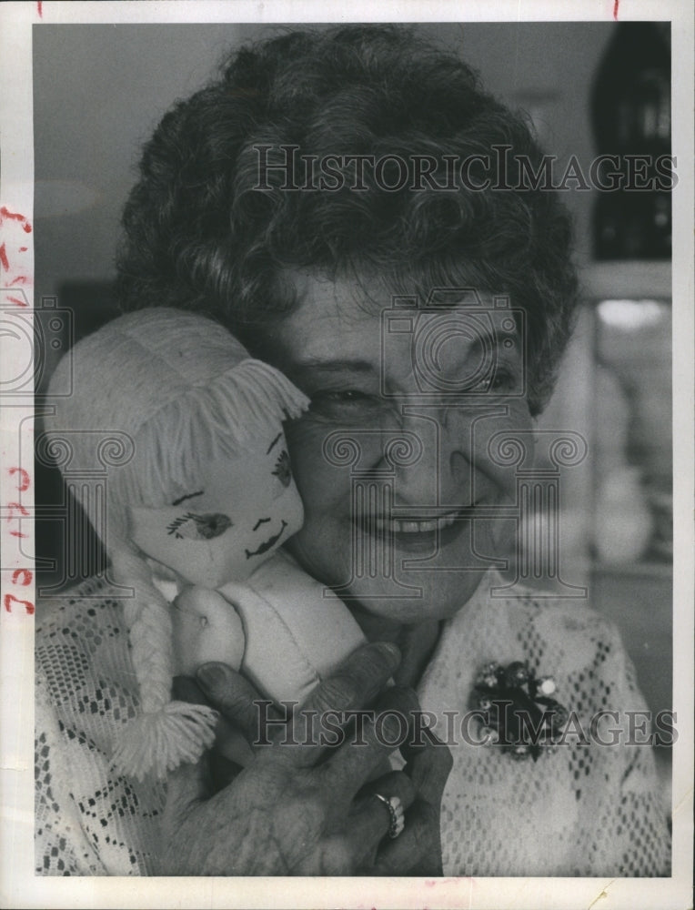 1970 Mrs.Mabel Taylor , Doll Lady. - Historic Images