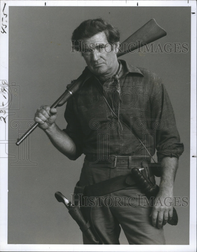 1977 Actor Rod Taylor NBC Television &quot;Oregon Trail&quot;  - Historic Images