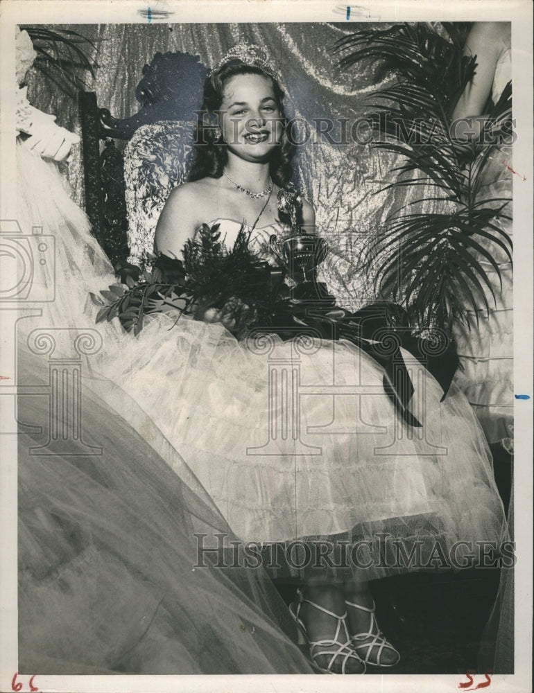 1957 Pretty Sara Rhodes Chosen 1957 Junior Sun Goddess  - Historic Images