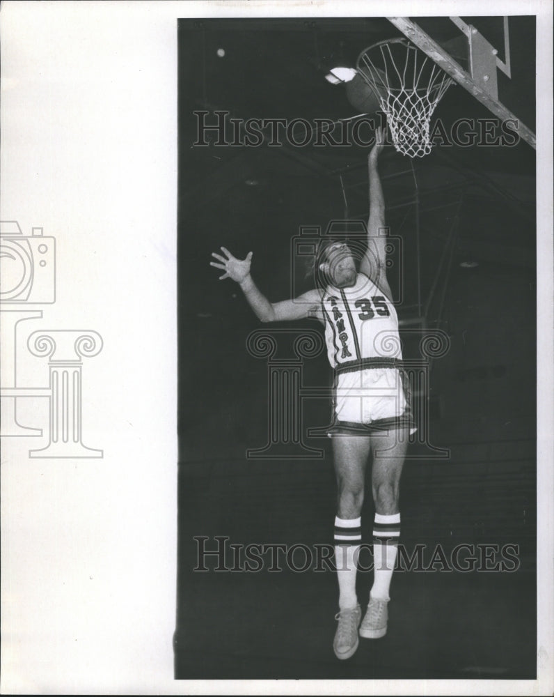 1970 Univ. of Tampa Basketball Player Tim Vogt #35  - Historic Images