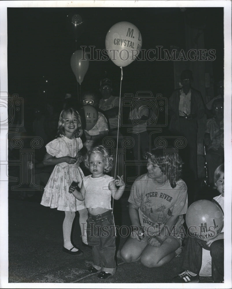 1982 Christmas Parade, Crystal River High School band and chorus. - Historic Images