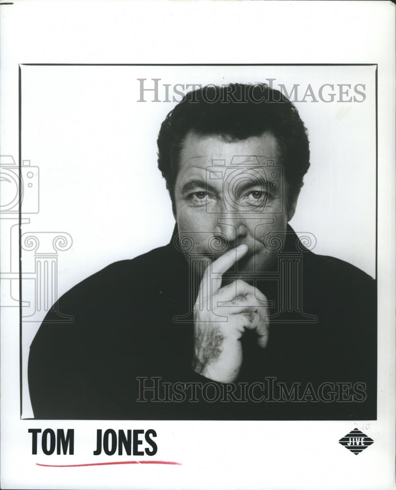 1999 Tom Jones  - Historic Images