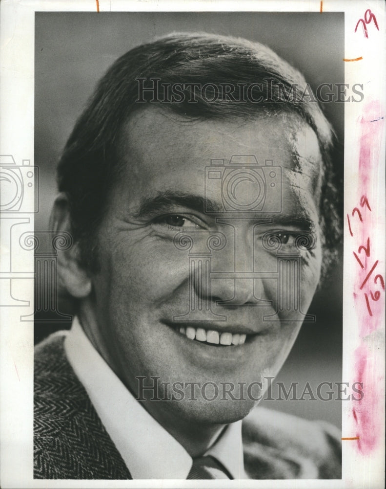 1972 James Wainwright in "Jigsaw" - Historic Images