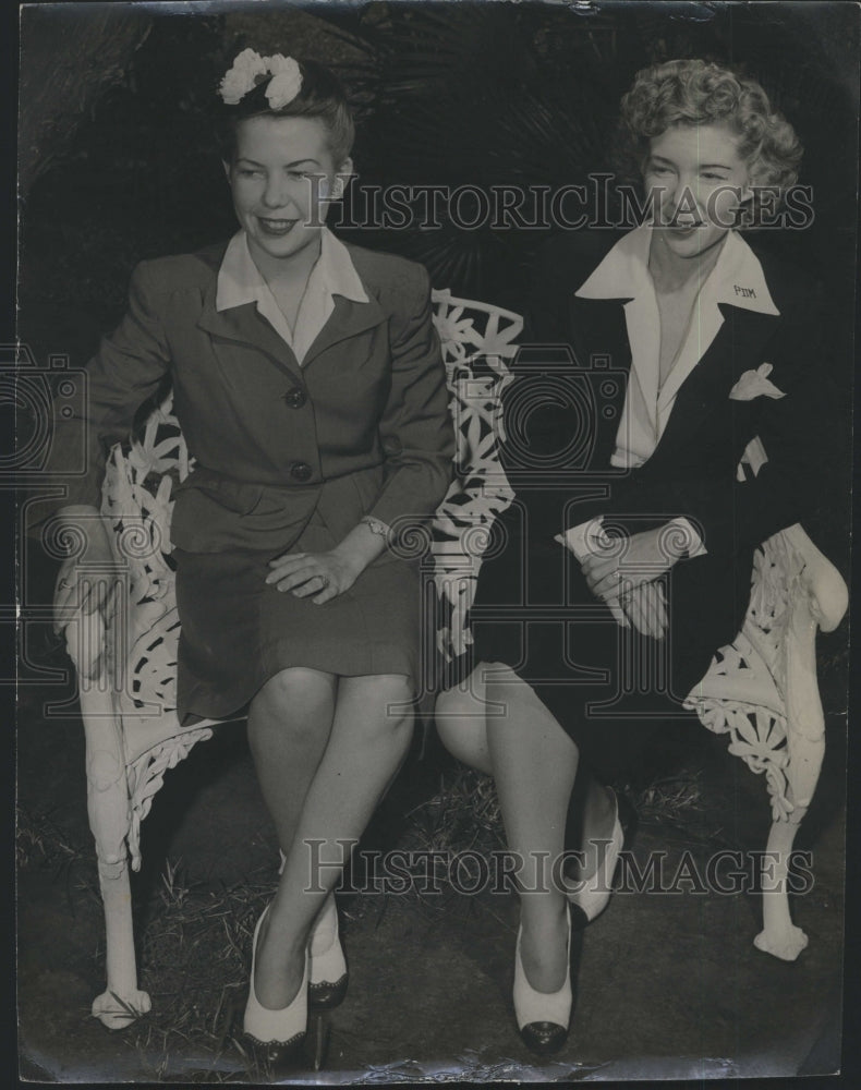 1944 Mrs. Fred Turner Charles Mackey  - Historic Images