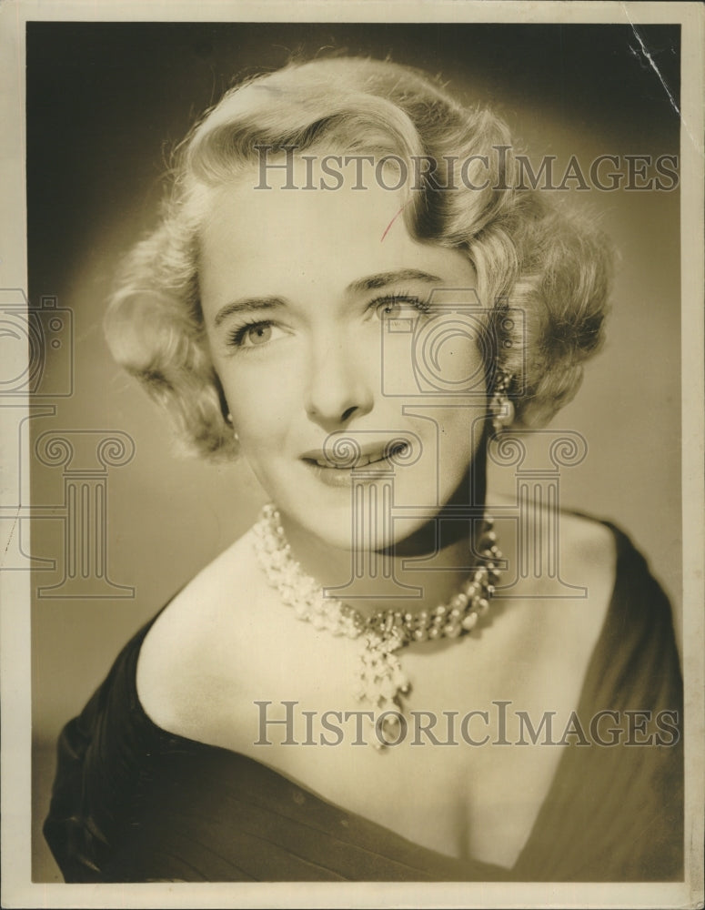 Press Photo Julie Stevens - Historic Images