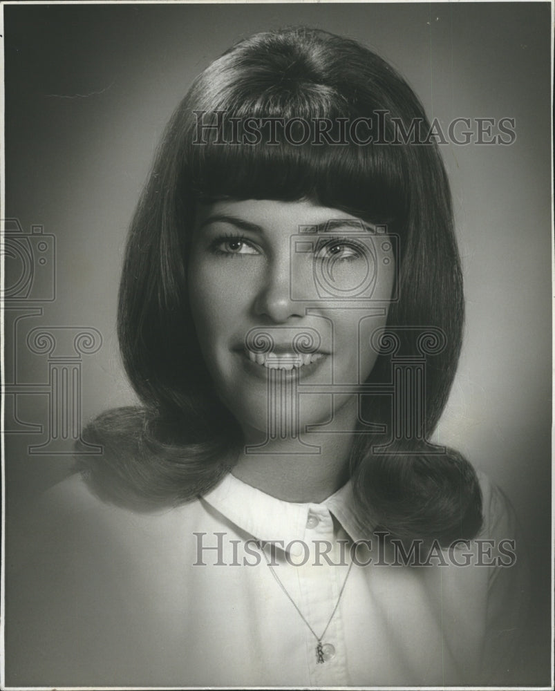 1967 Linda Stewart, 1967 Sun Goddess Court  - Historic Images