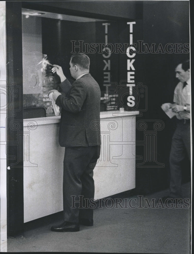 1972 Police Detectives  - Historic Images