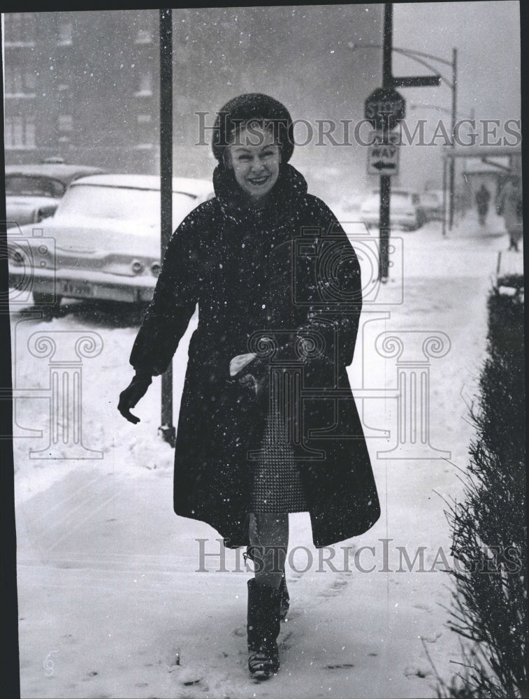 1967 Mrs. John J. Markham arriving at the Casino  - Historic Images