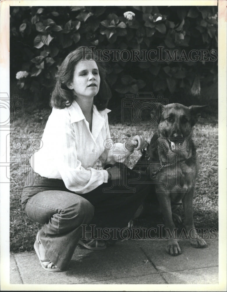 1987 Mare Winningham in &quot;Eye on the Sparrow&quot; - Historic Images