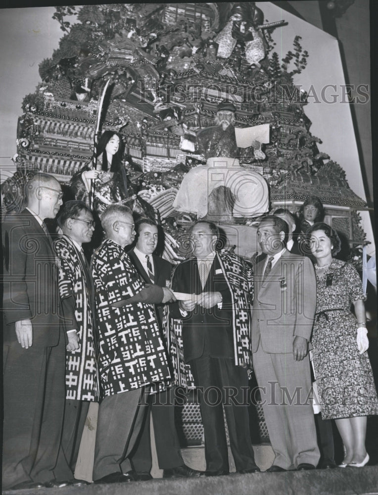 1959 Yamakasa monument presentation,Chicago International Trade Fair - Historic Images