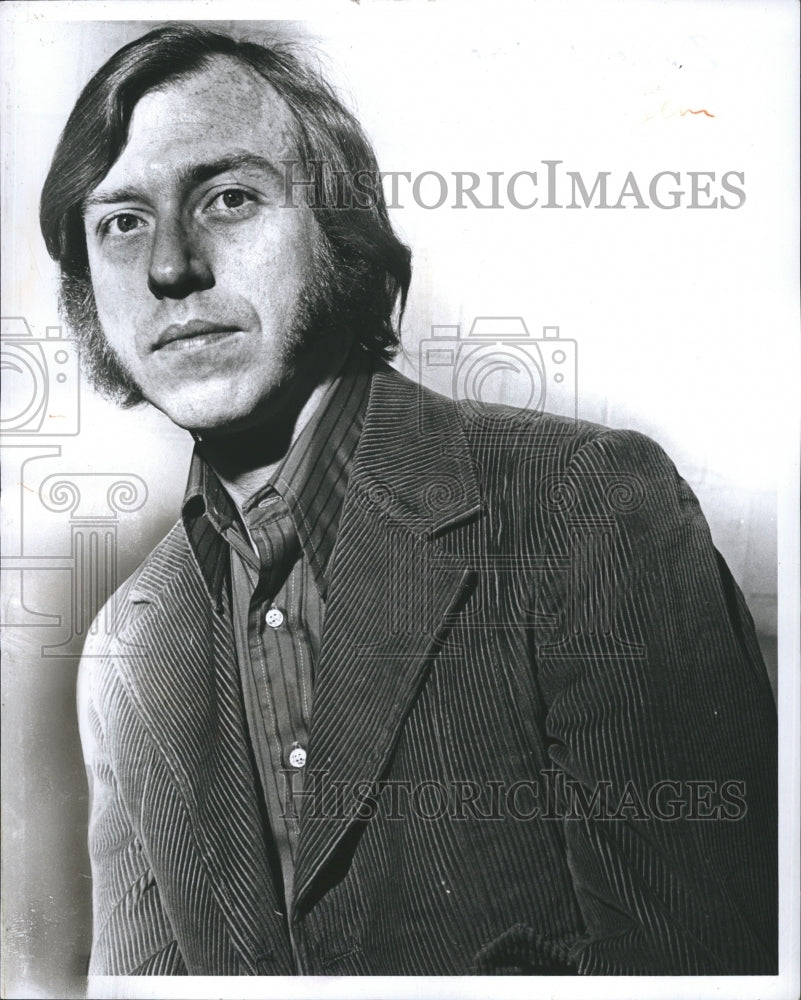 1972 Press Photo John Going Director Of The Odd Couple At Meadow Brook Theater - Historic Images