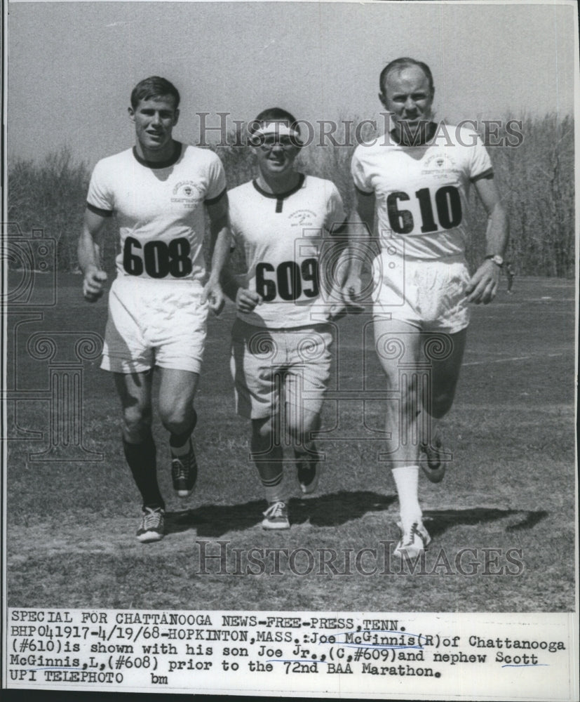 1968 Joe McGinnis,Joe McGinnis,Jr.,Scott McGinnis 72nd BAA Marathon - Historic Images