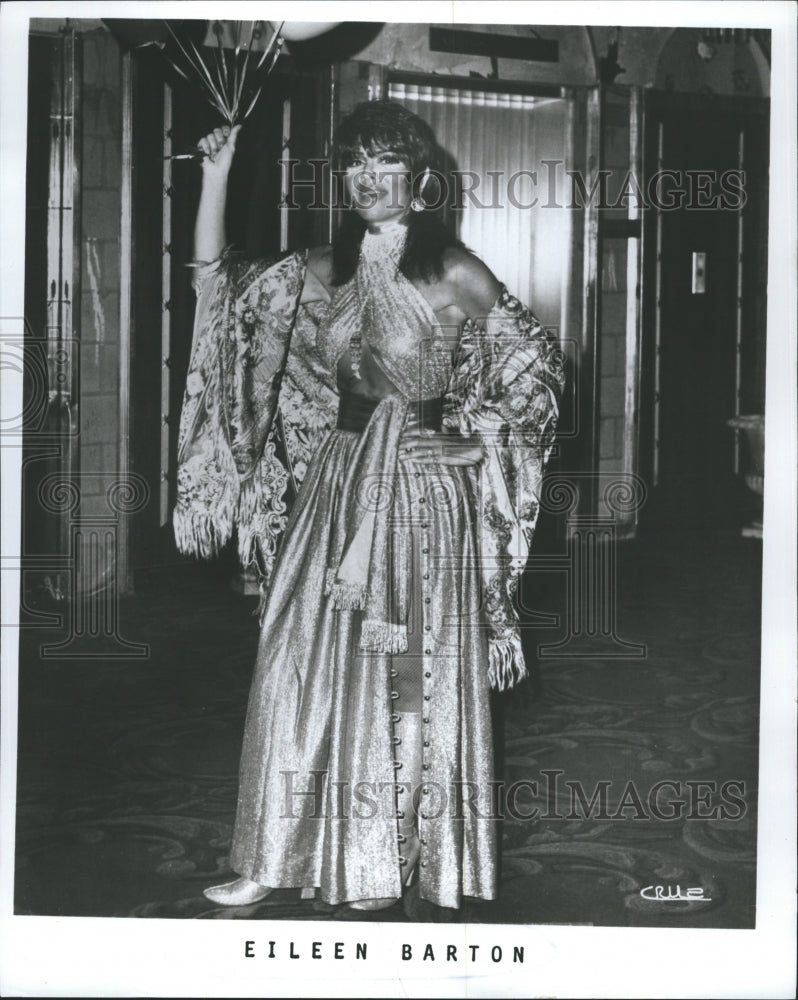 Press Photo Singer Eileen Barton Dressed Show - Historic Images