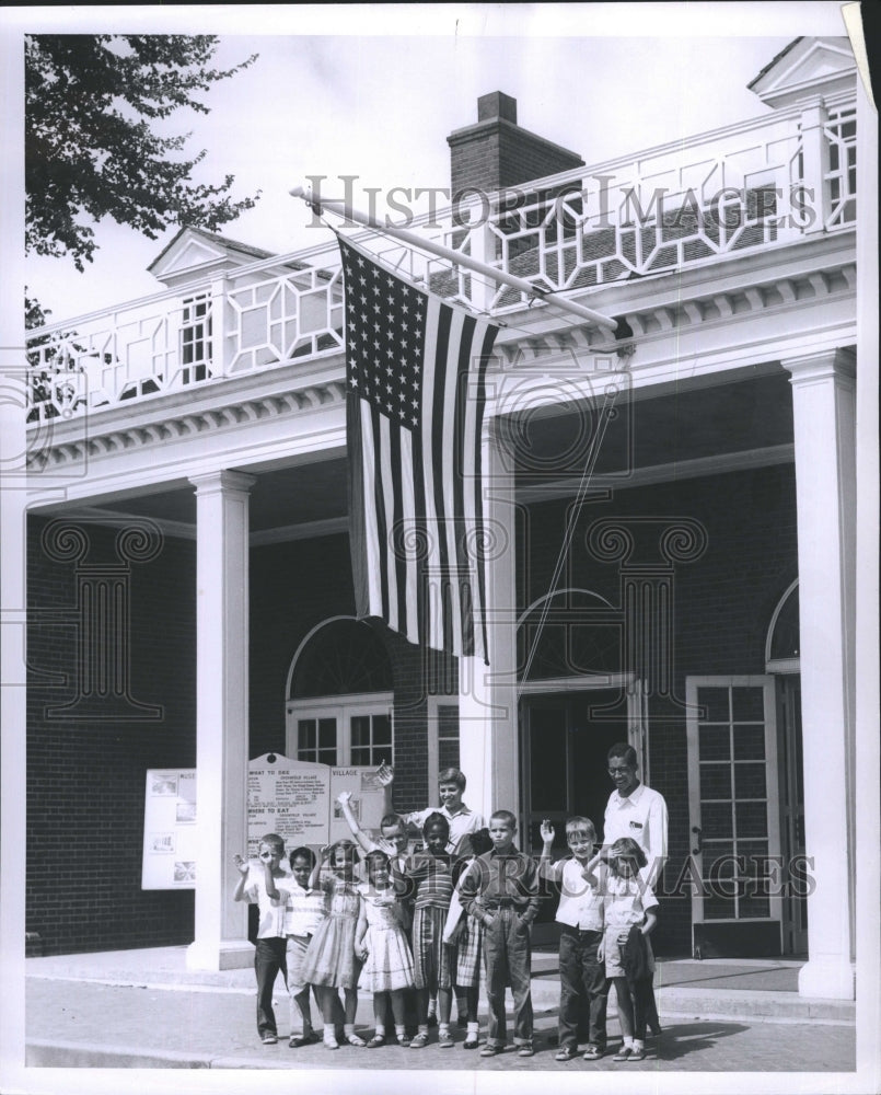 1959 Kids preparing to start camping  - Historic Images