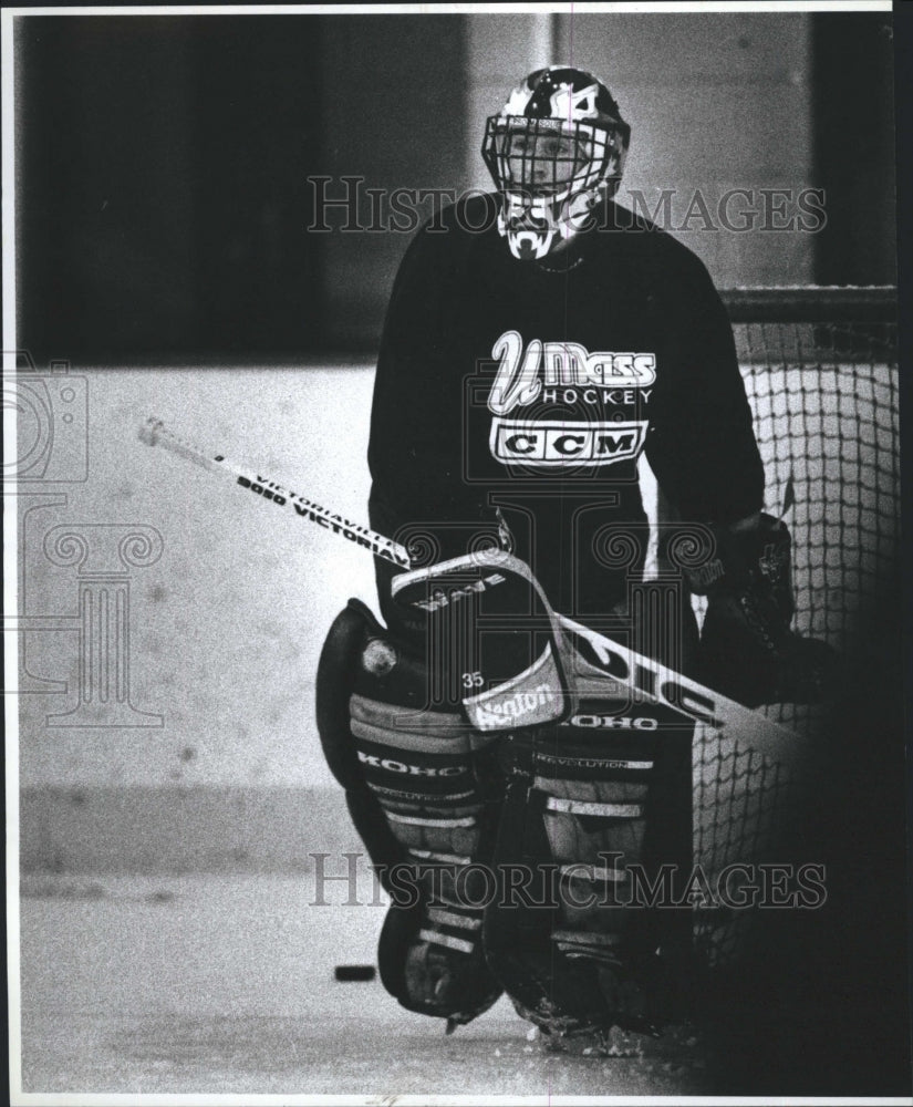 1995 University Massachusetts Hockey Goalie Brian Regan  - Historic Images