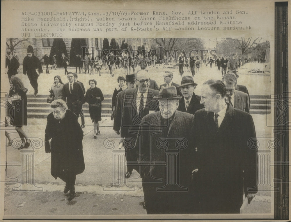 1969 Alf Landon and Sen. Mike Mansfield On Way To K - Historic Images