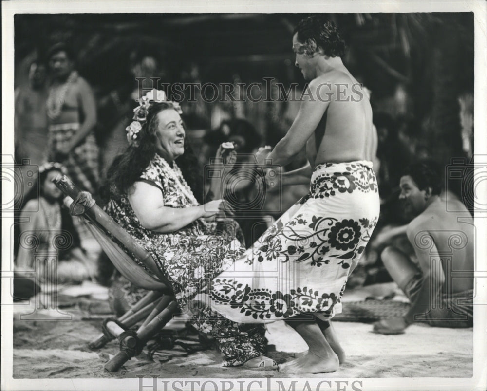 1942 Actress Florence Bates in "The Moon and Sixpence"  - Historic Images