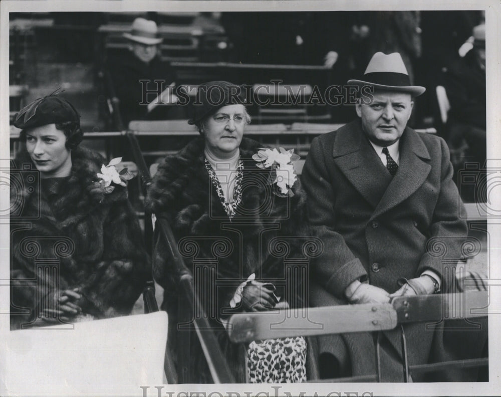 1935 Detroit Socialites Mrs. William A. Fischer And Larry Fischer - Historic Images