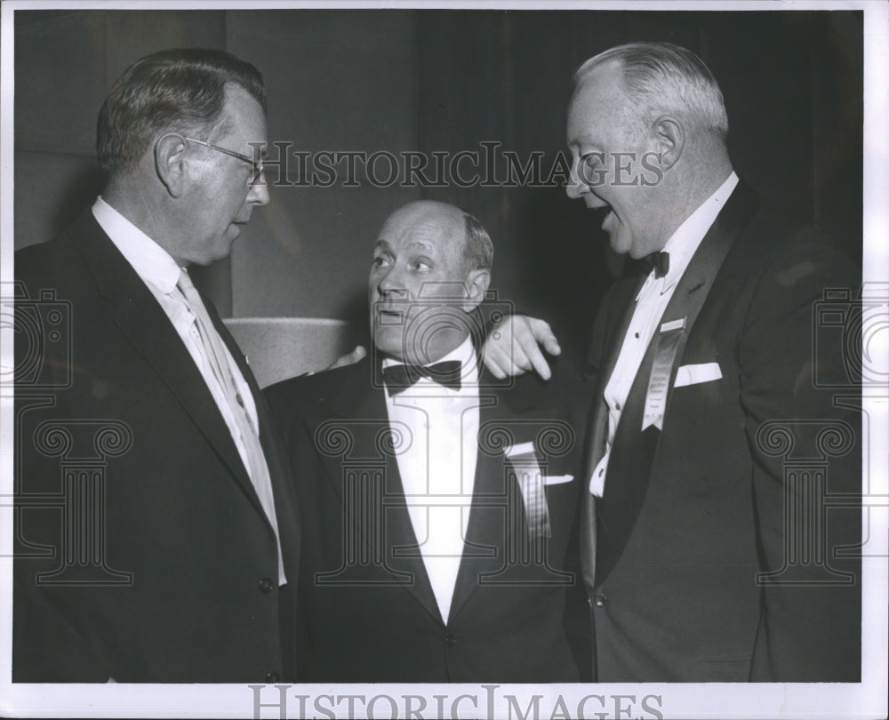 1955 Philadelphia Sportswriters Dinner Ted Lyons Gabby Hartnett - Historic Images