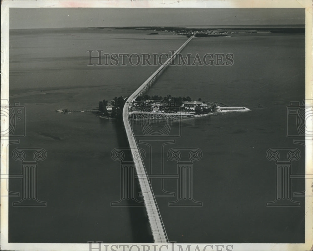 1974 Seven Mile Bridge at Florida&#39;s Highway.  - Historic Images