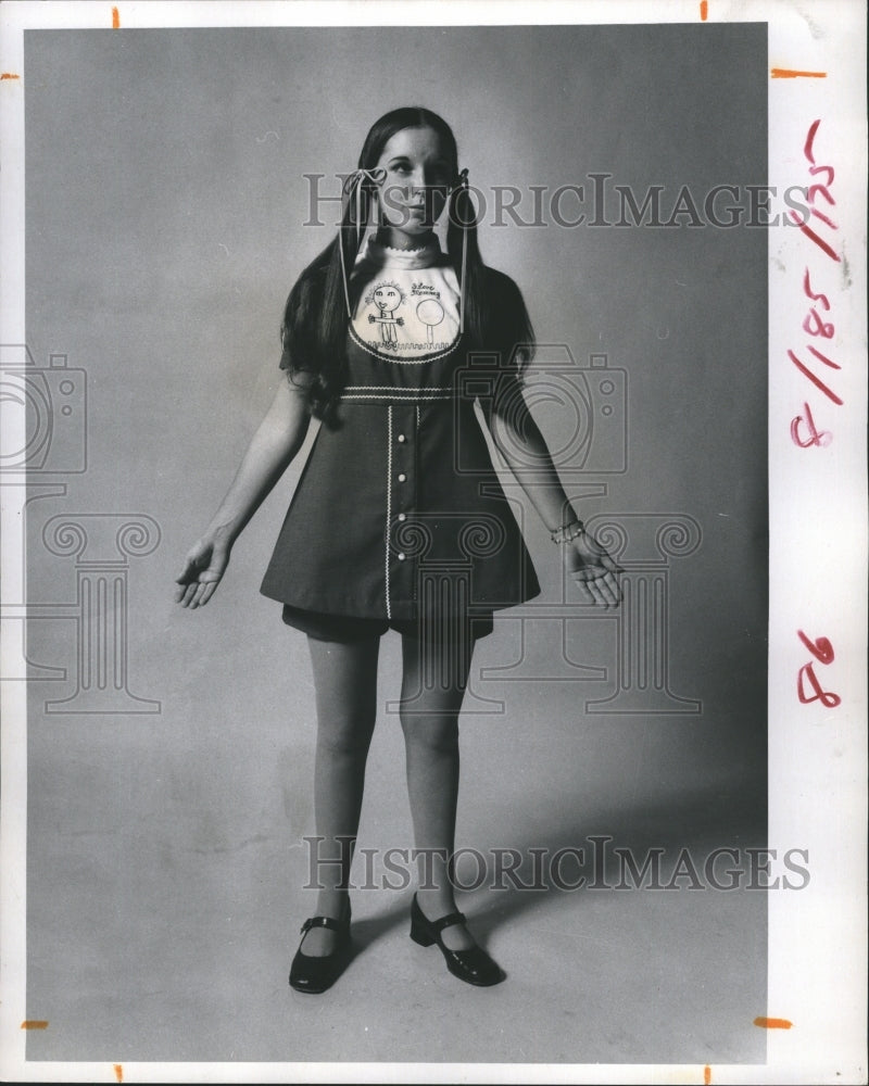 1972 Bloomer Baby Dress Model Donna Callhoun - Historic Images