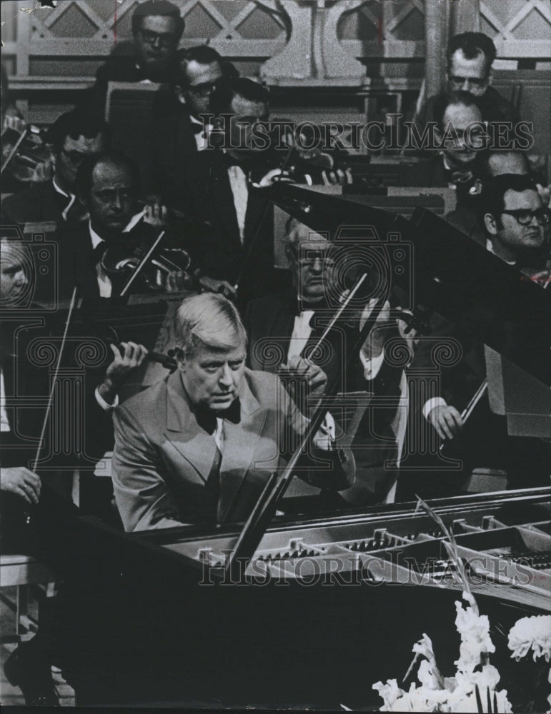 1971 Pianist Earl Wild Boston Pops Symphony  - Historic Images