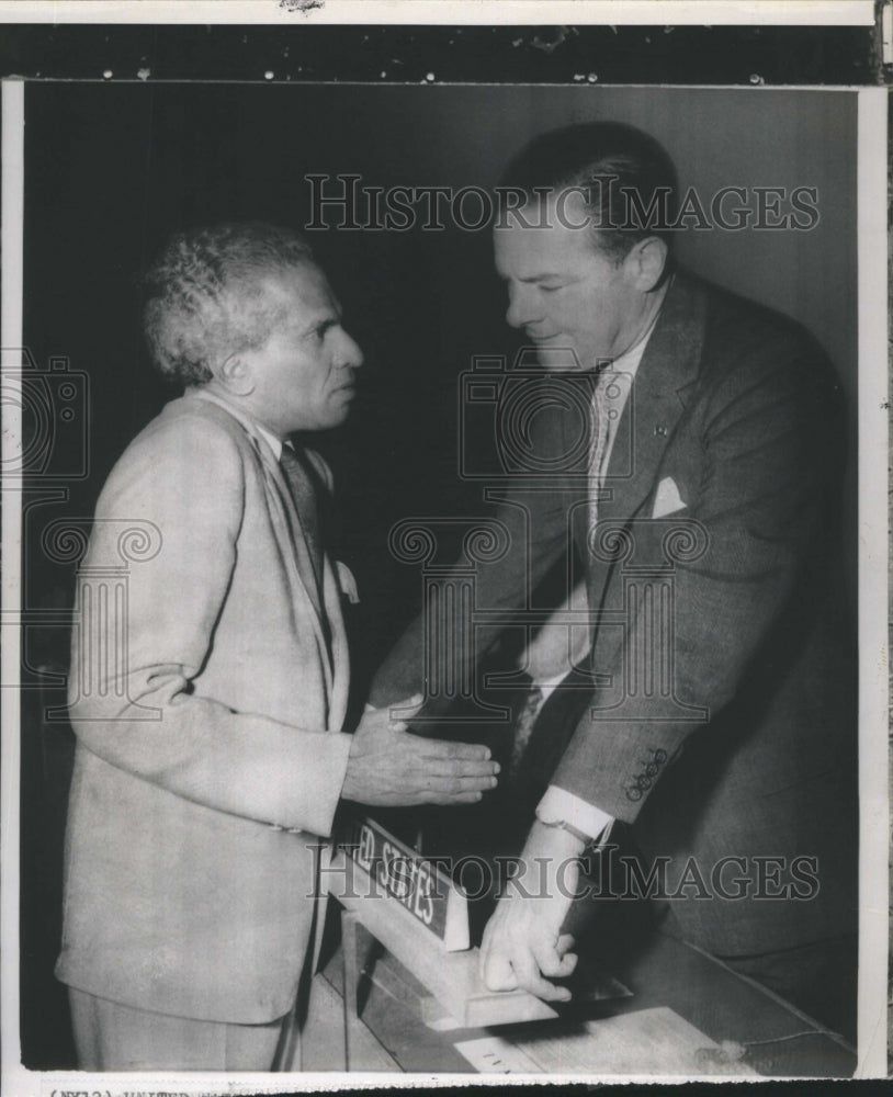 1953 UN Ambassador     Henry Cabot Lodge,Jr talks with Indian - Historic Images