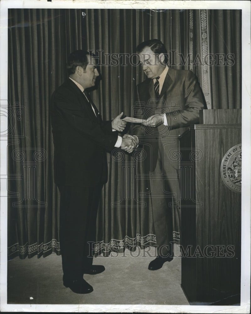 1969 Bert Muller & Governor Claude Kirk  - Historic Images