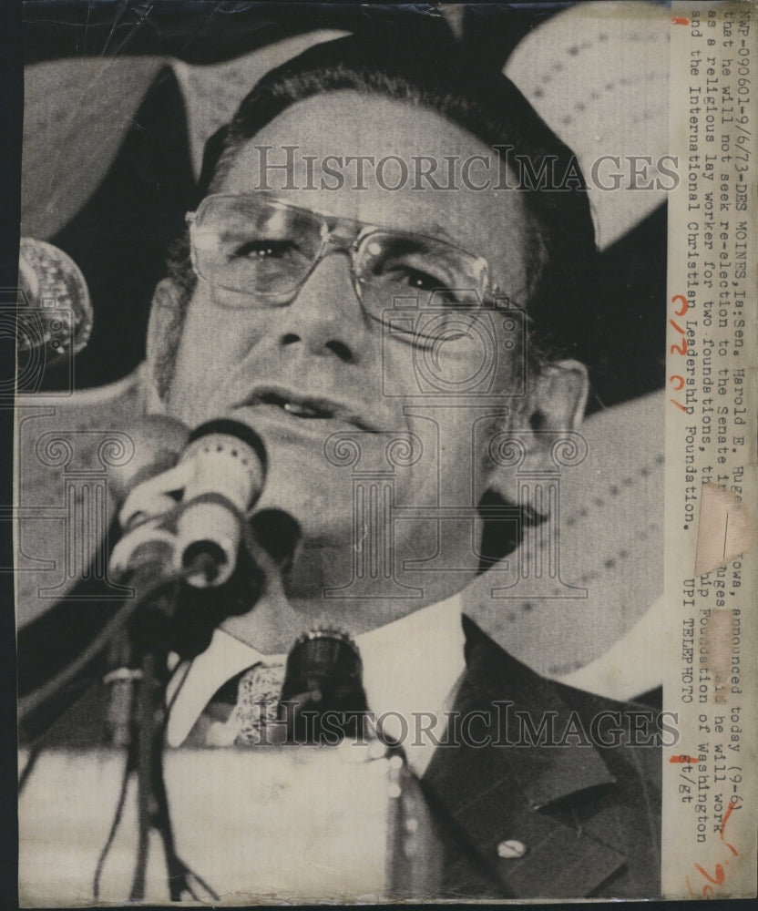 1973 Sen, Harold E. Hughes on Press conference.  - Historic Images