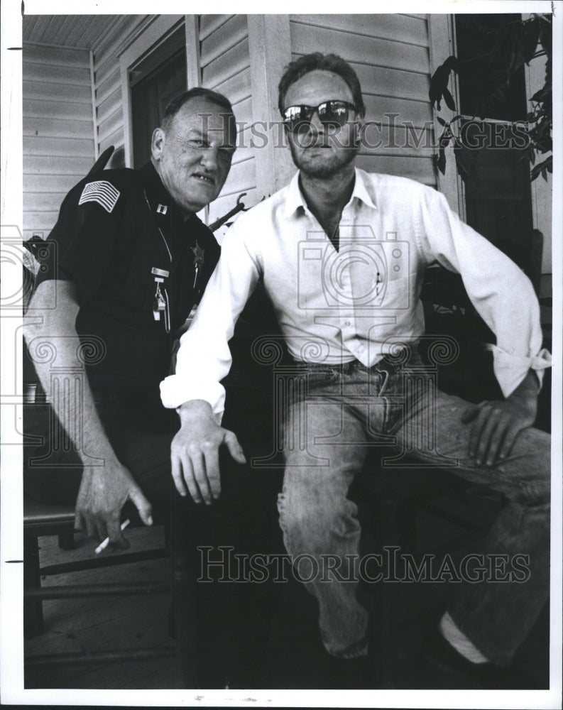 1991 Press Photo Kenneth Dunning Dad Marc Mafale Son United Mother Company - Historic Images