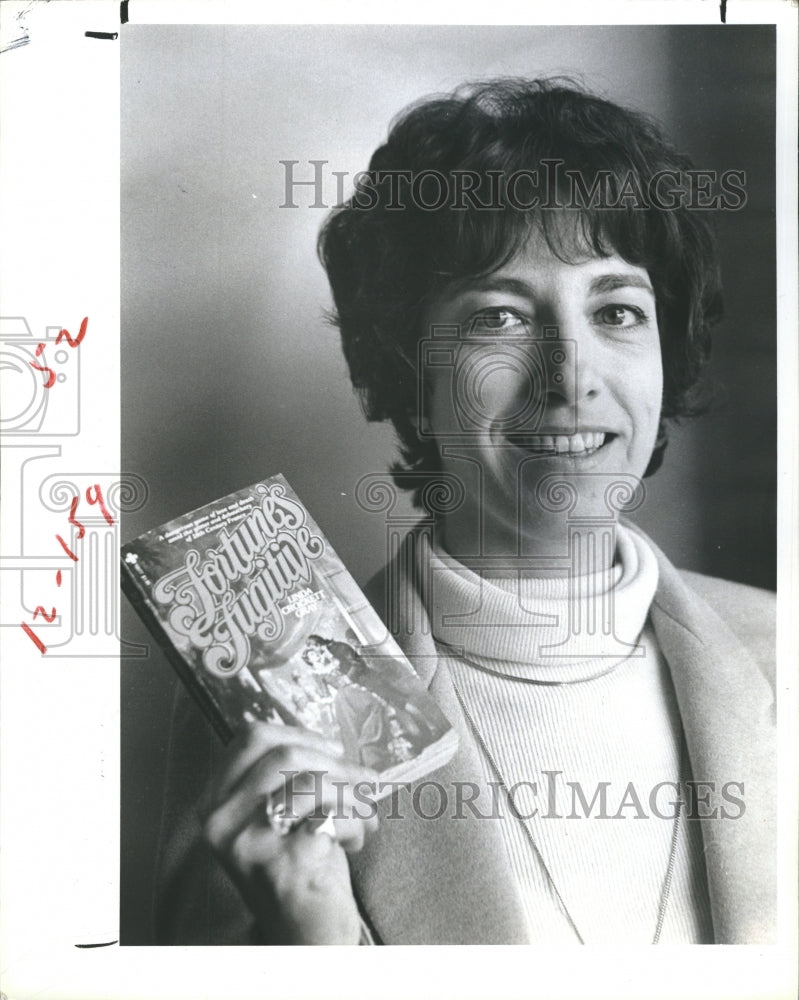 1979 Author of &quot;Torture&#39;s Fugitive&quot; Linda Crockett Gray  - Historic Images