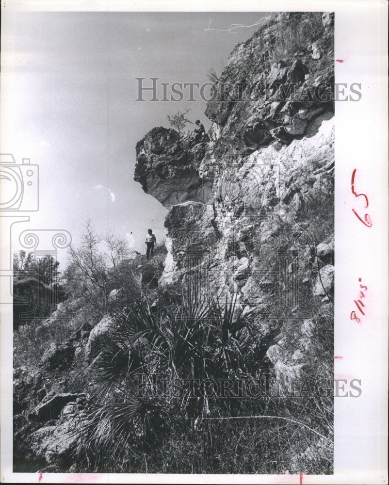 1967 Ben Zaro and Marvin Scott Climb Ridge With Treacherous Rocks - Historic Images