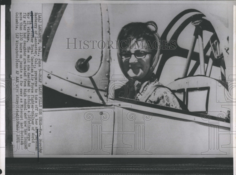 1971 Mrs. Dorothy Rasberry in new plane  - Historic Images