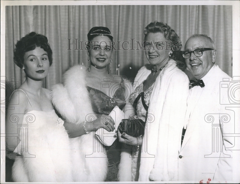 1959 Nell Rankin, Mrs. William Grant Sherry, Mrs. Frederick - Historic Images