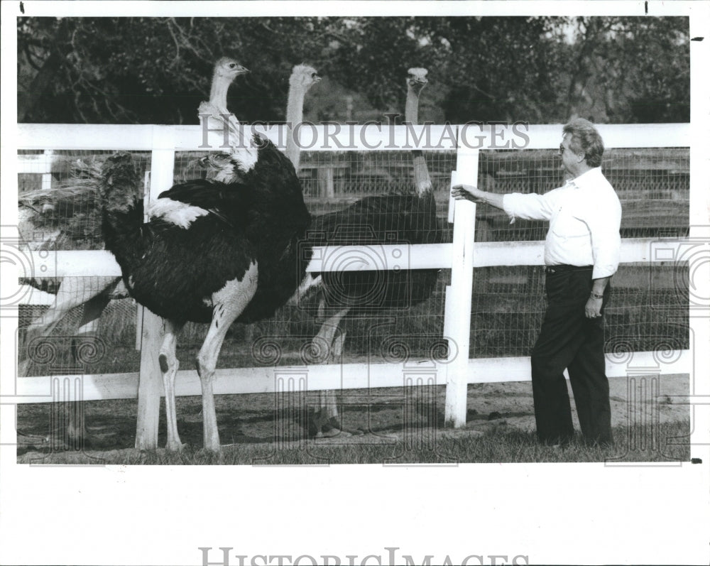 1992 Maurice Wilder, farmer. - Historic Images