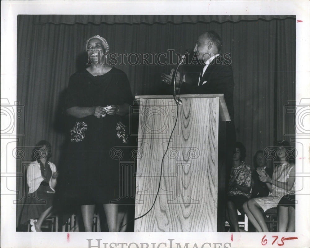 1965 Miss Waters and Mayor Lelekis during presentation - Historic Images