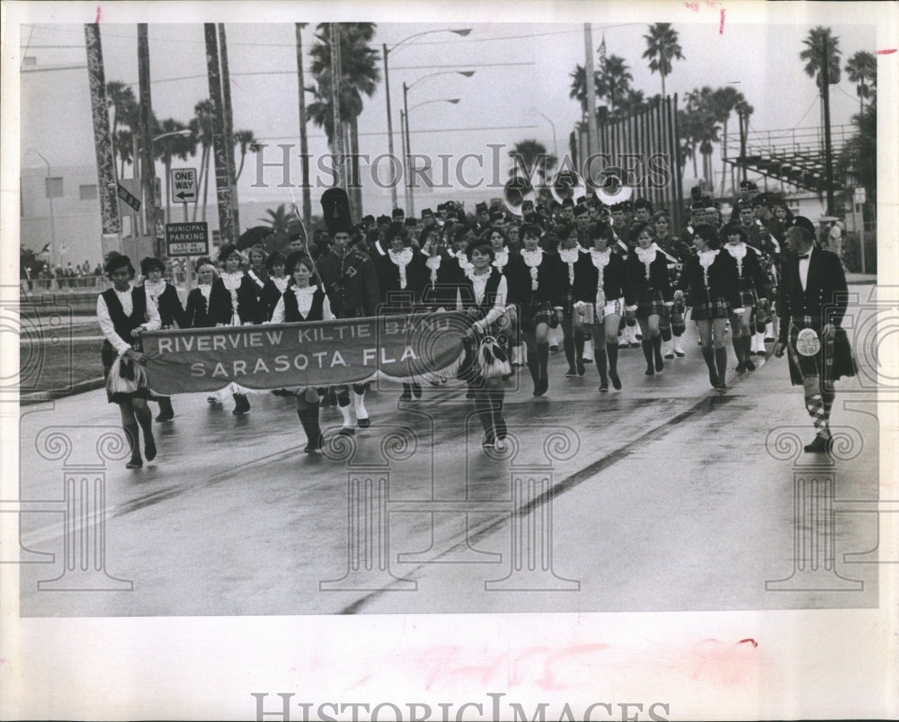 1966 Selena Greta parade  - Historic Images