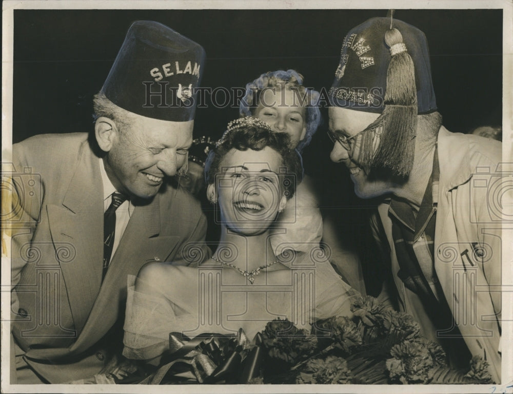 1955 Betty Lou daily is Grotto Queen Mayor Samuel Johnson attending - Historic Images